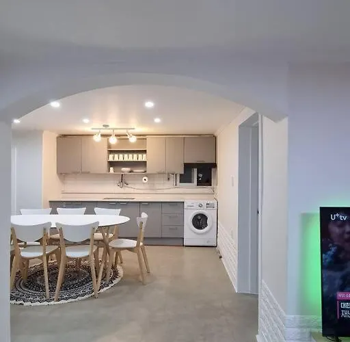 Villa Hongdae Hk *